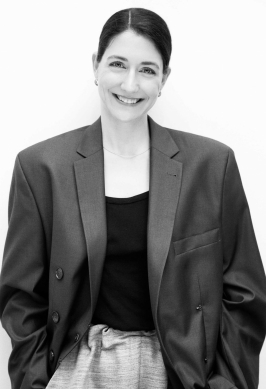 Натела Поцхверия