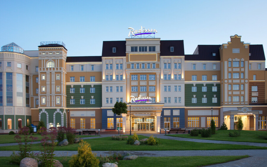 Свадьба за городом в Radisson Resort &