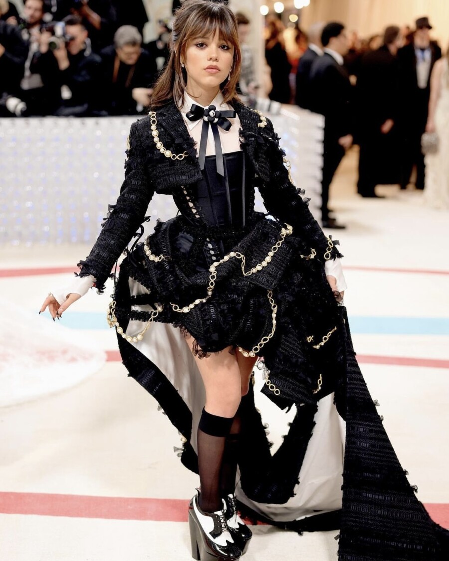 Лучшие женские выходы Met Gala 2023