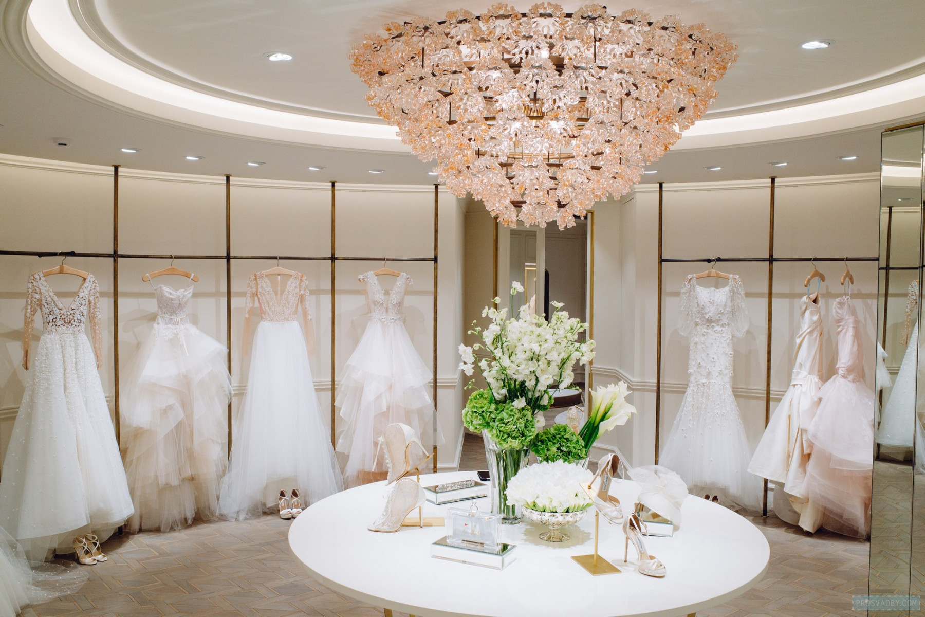 Wedding by Mercury: свадебное пространство с роскошным