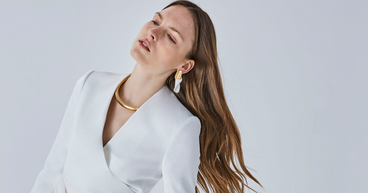 Galvan Bridal 2021 — минимализм, асимметрия и