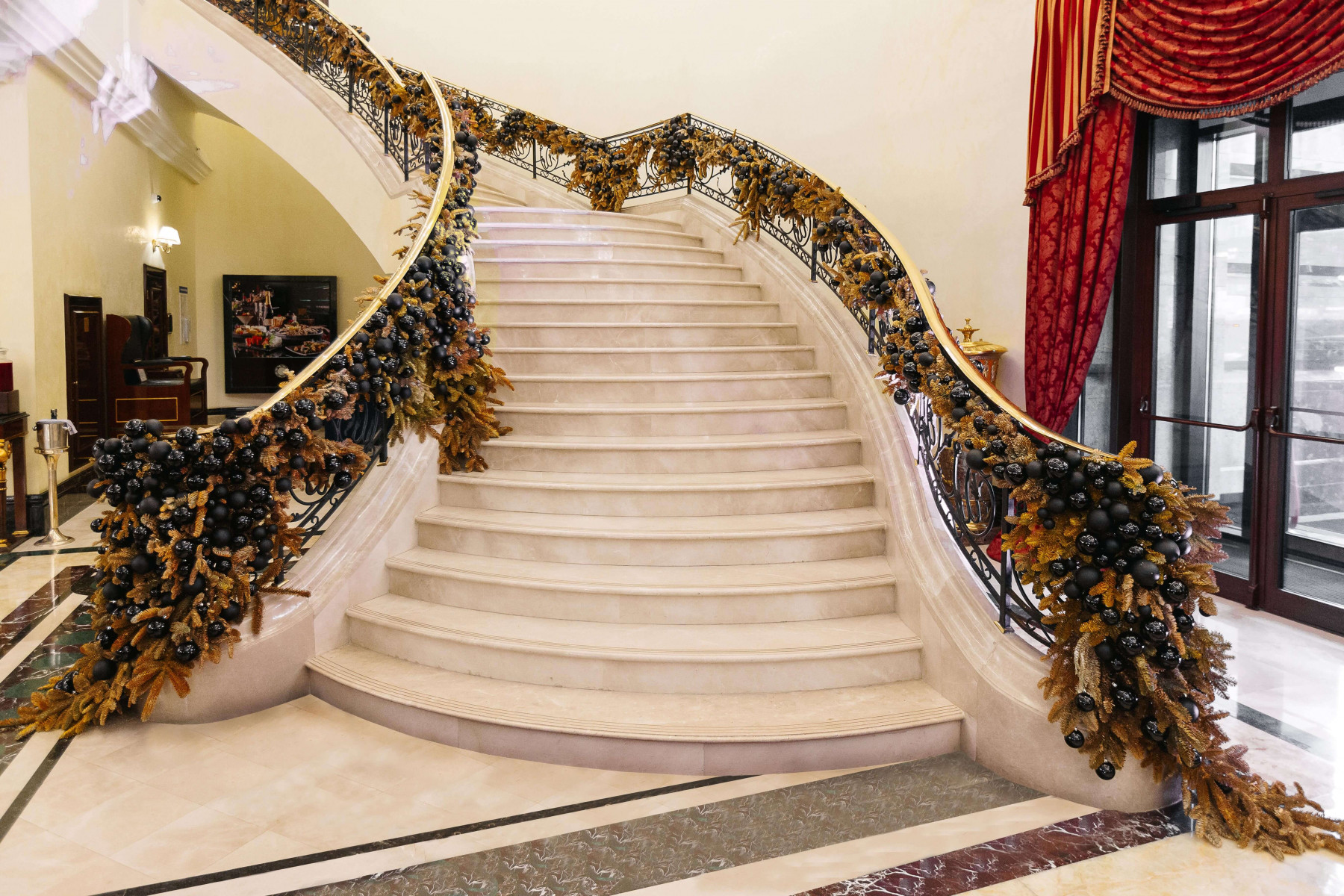 Black & Gold: пятизвездочный отель The Ritz-Carlton