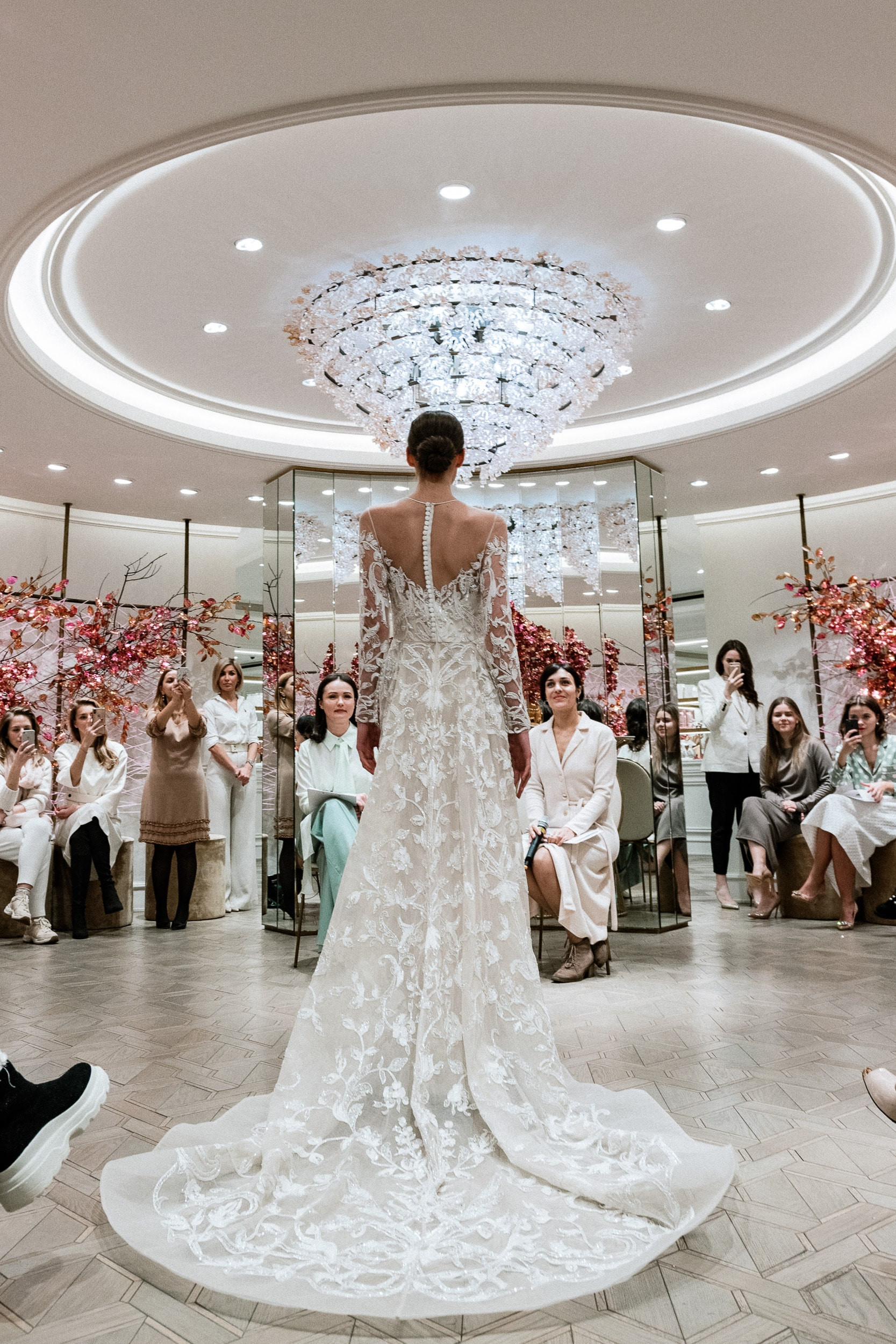 Юлия Шакирова и Wedding by Mercury назвали