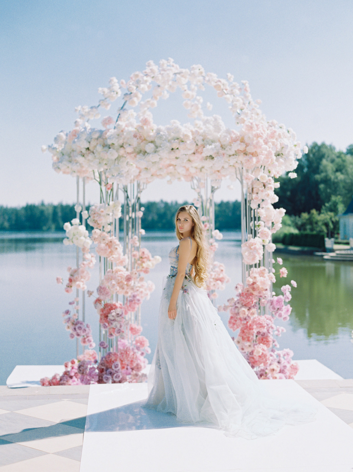 Все оттенки розового: 5 сказочно-нежных свадеб