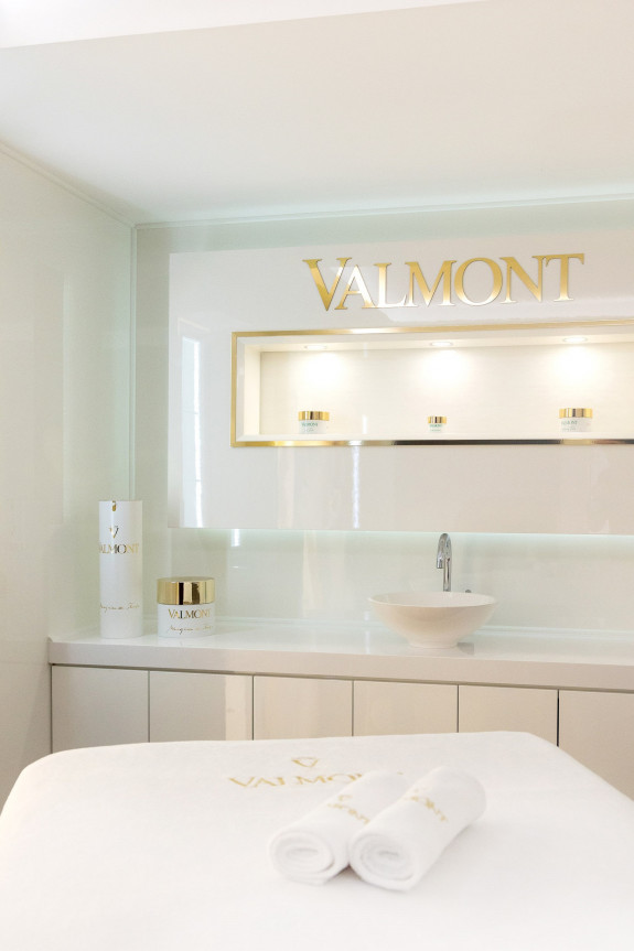 В The Ritz-Carlton Spa в Москве появились ритуалы с косметикой Valmont