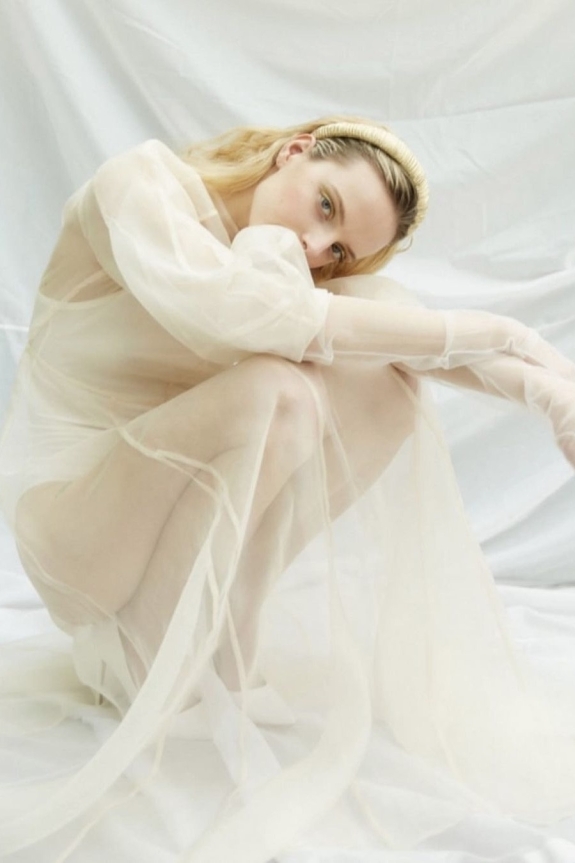 How to choose a wedding dress: 5 top tips