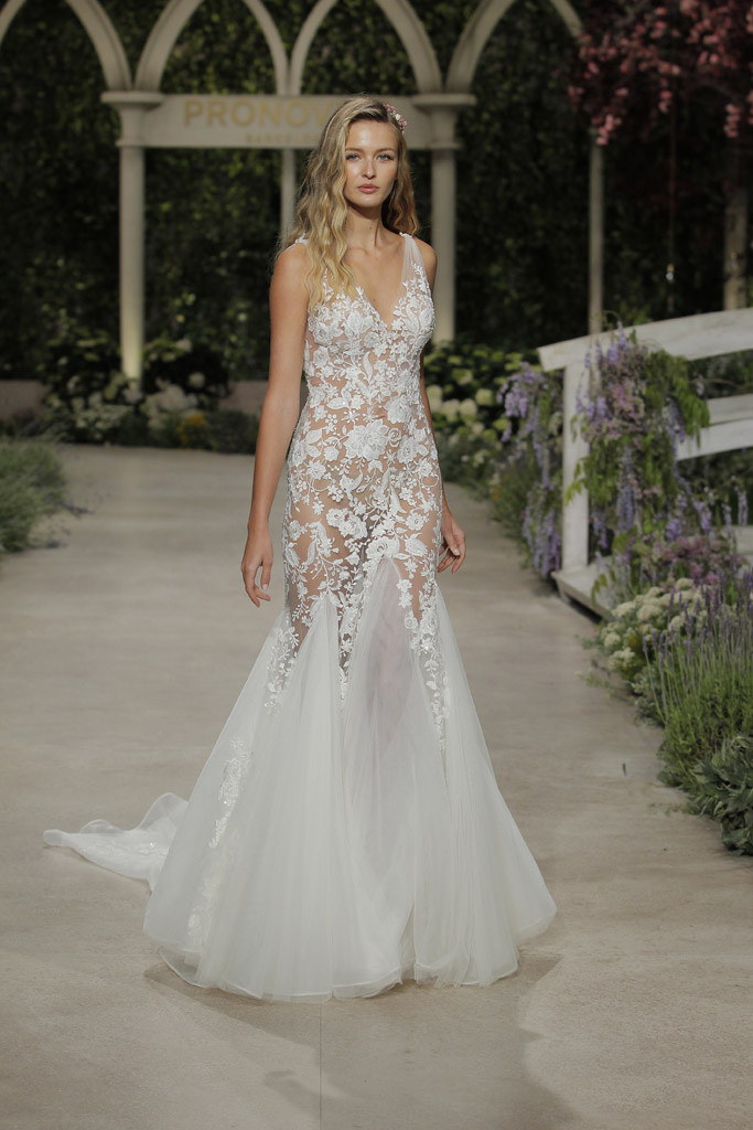 Свадебные платья Pronovias: стильная коллекция «In bloom»