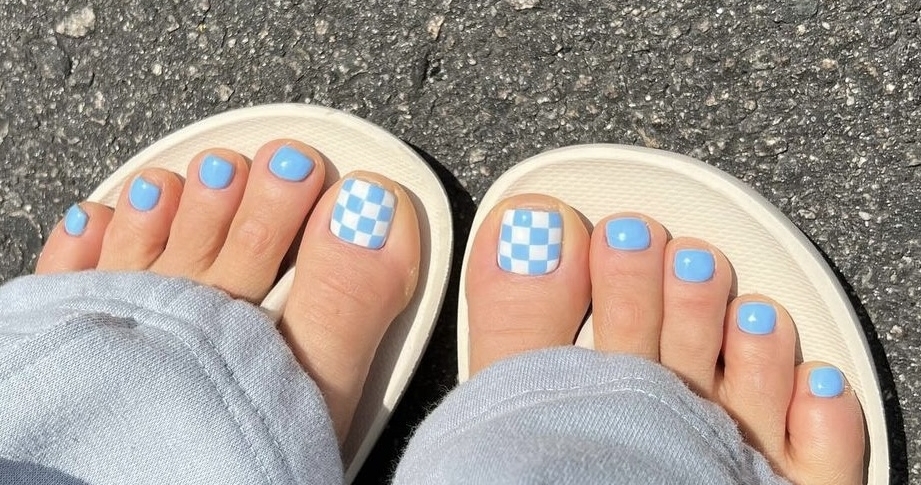 Педикюр, который мы заслужили. Главные nail-тренды лета