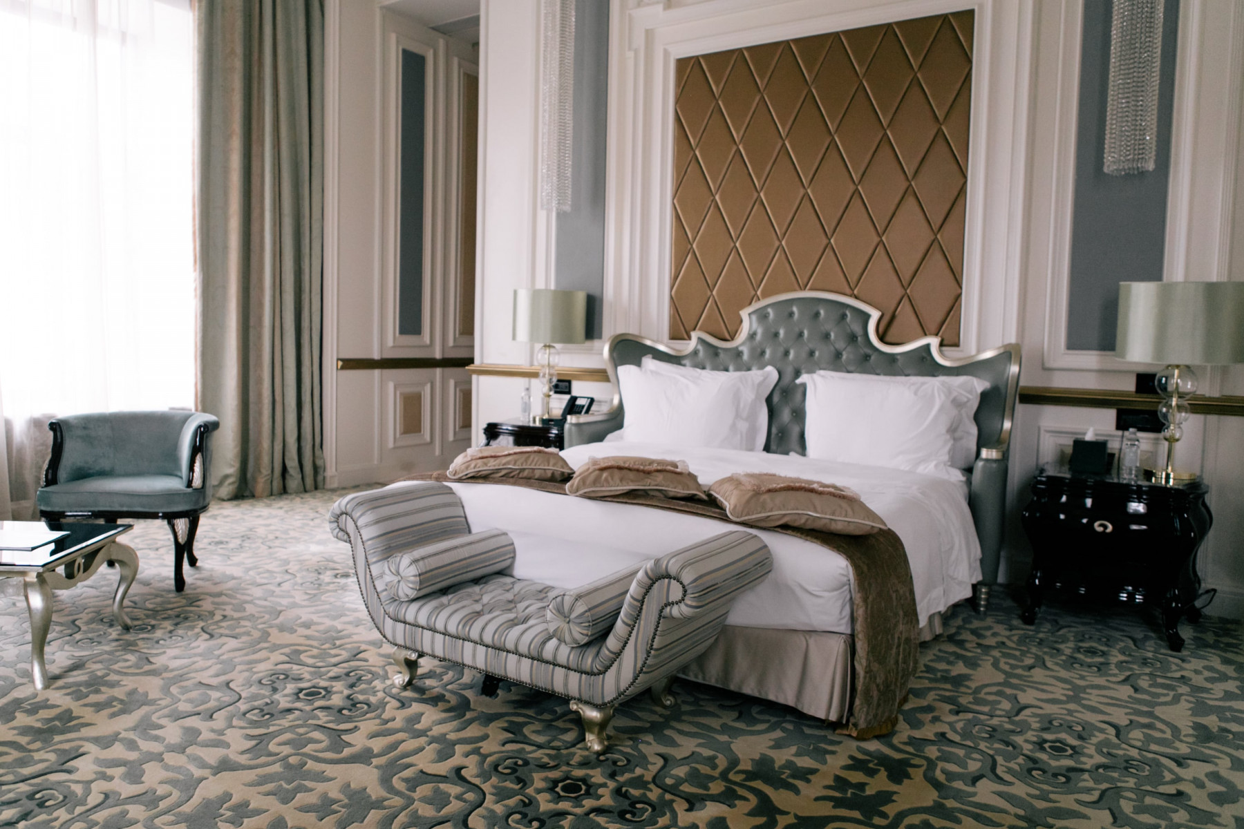 St. Regis Москва Никольская: интервью c представителями