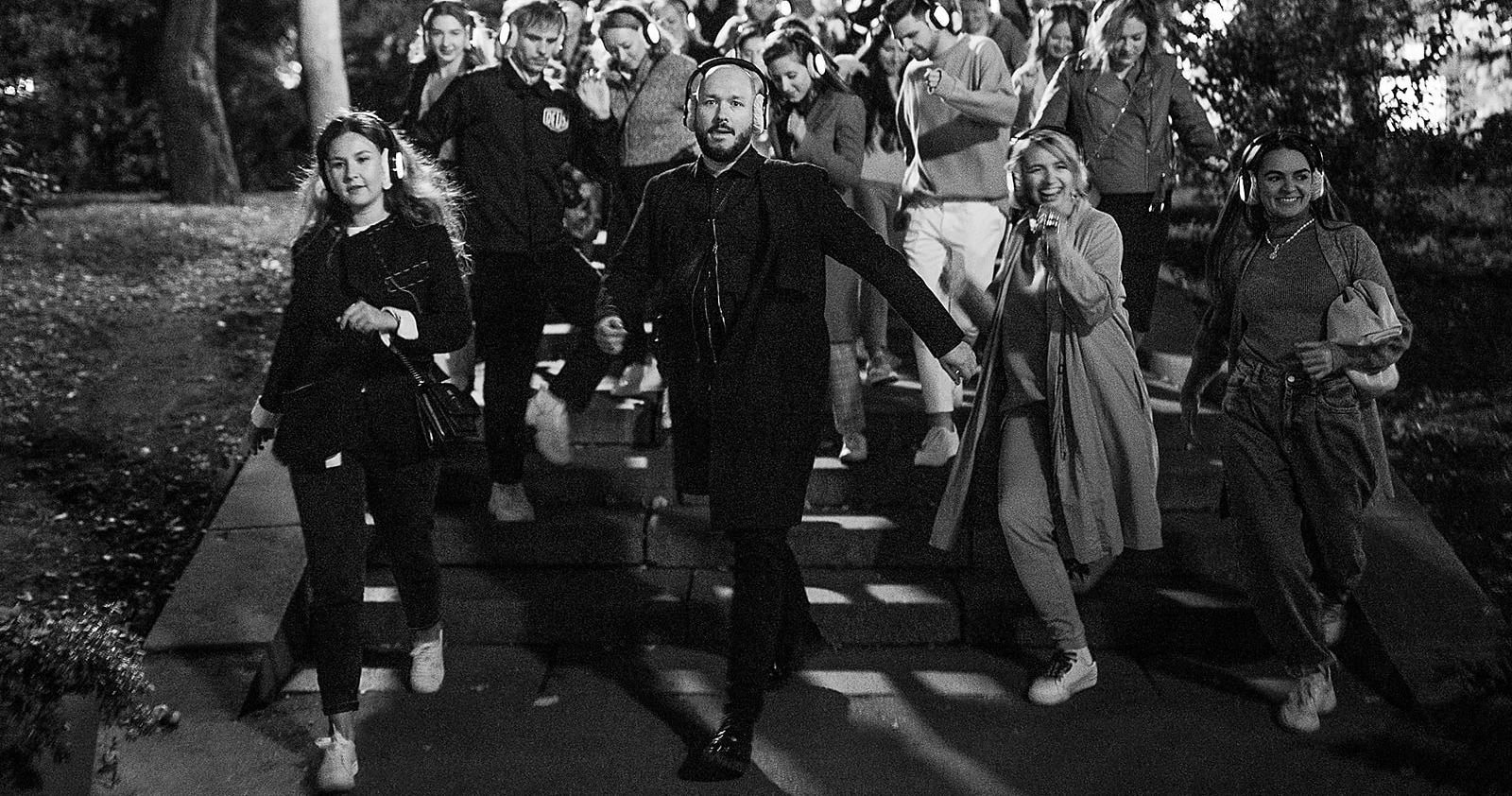 Иммерсивное шоу «Пой, танцуй» — необычное развлечение