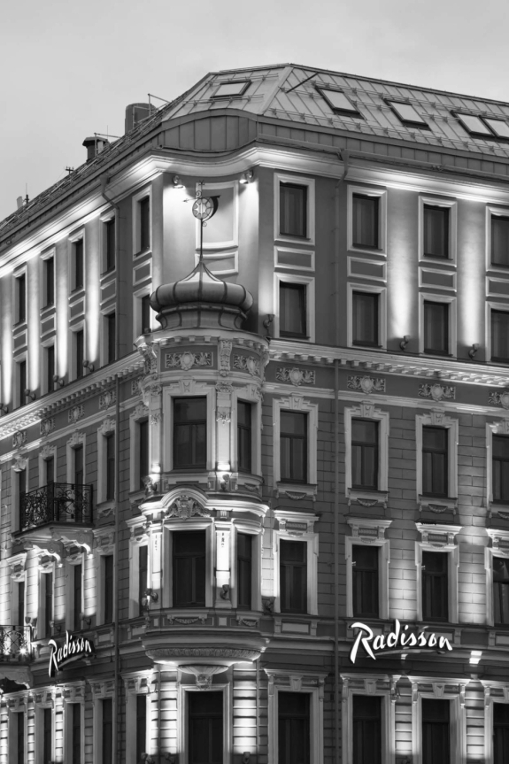 Рэдиссон Санкт-Петербург | Отели с историей в Питере