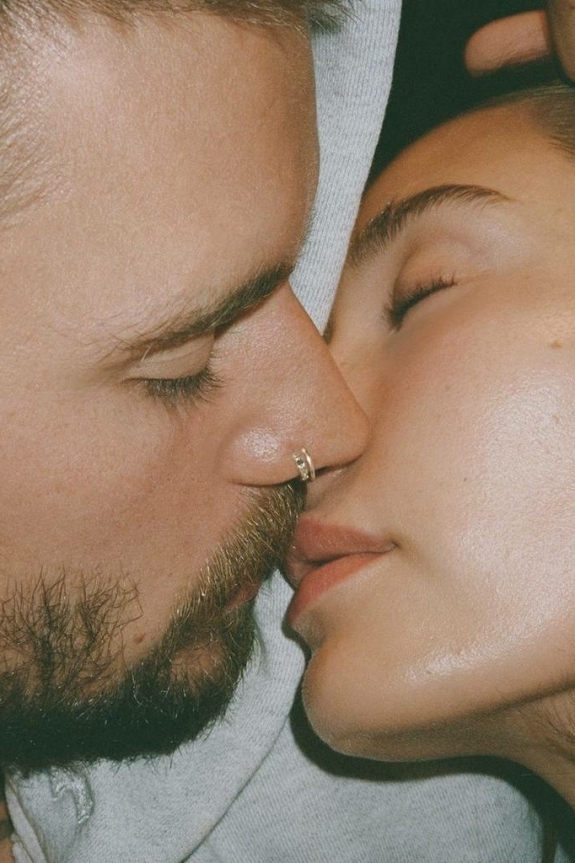 Джастин и Хейли Бибер: новые фотографии на обложке WYouth