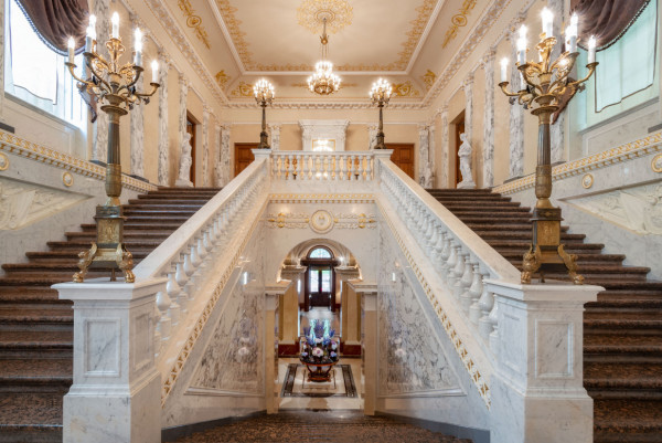 Площадки Four Seasons Hotel Lion Palace