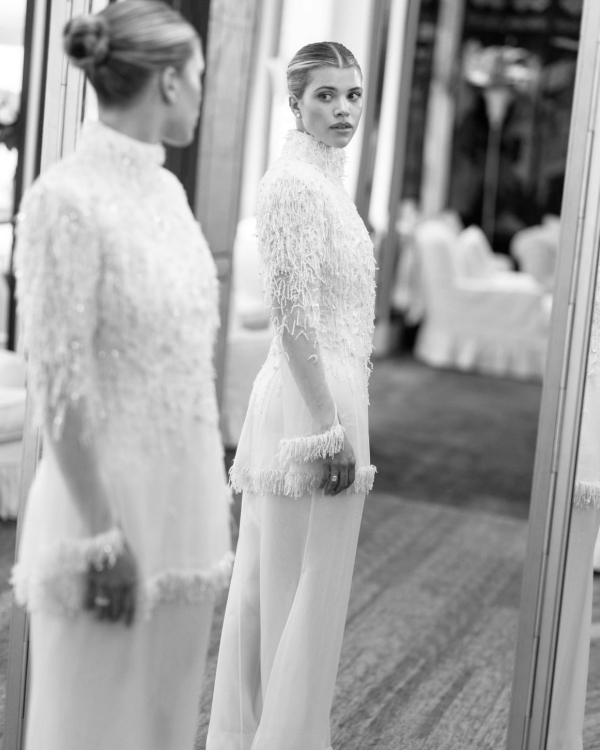 3 платья Chanel, отель на Лазурном берегу