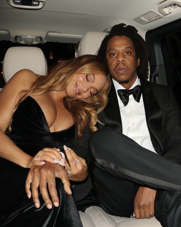 История любви Бейонсе и Jay-Z длиной в