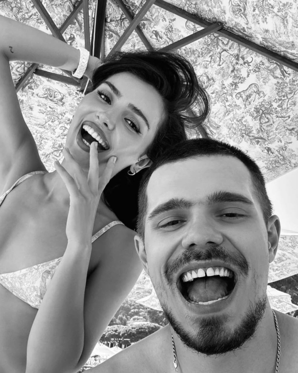 Дина Саева впервые поделилась совместными фотографиями с