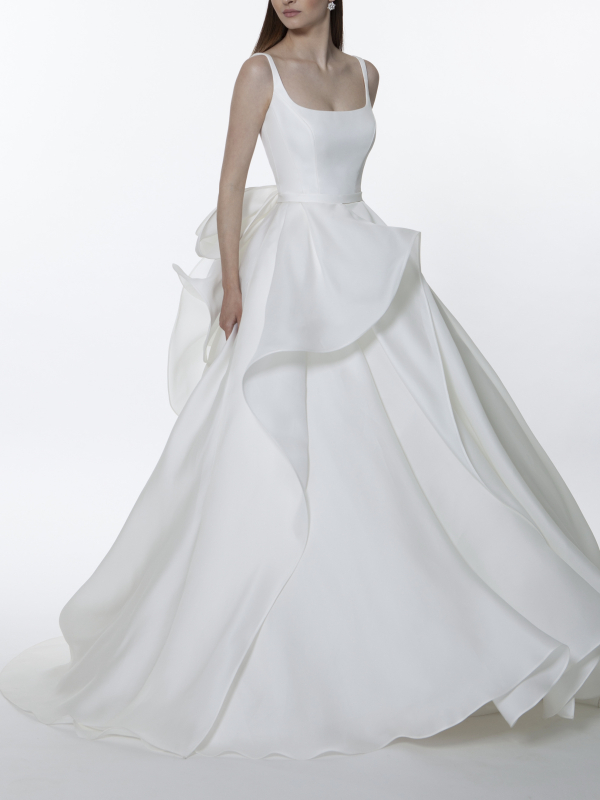 Минималистичные свадебные платья от Galia Lahav и