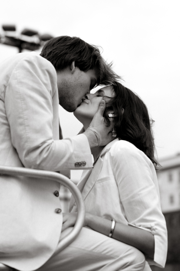 Love ON, World OFF