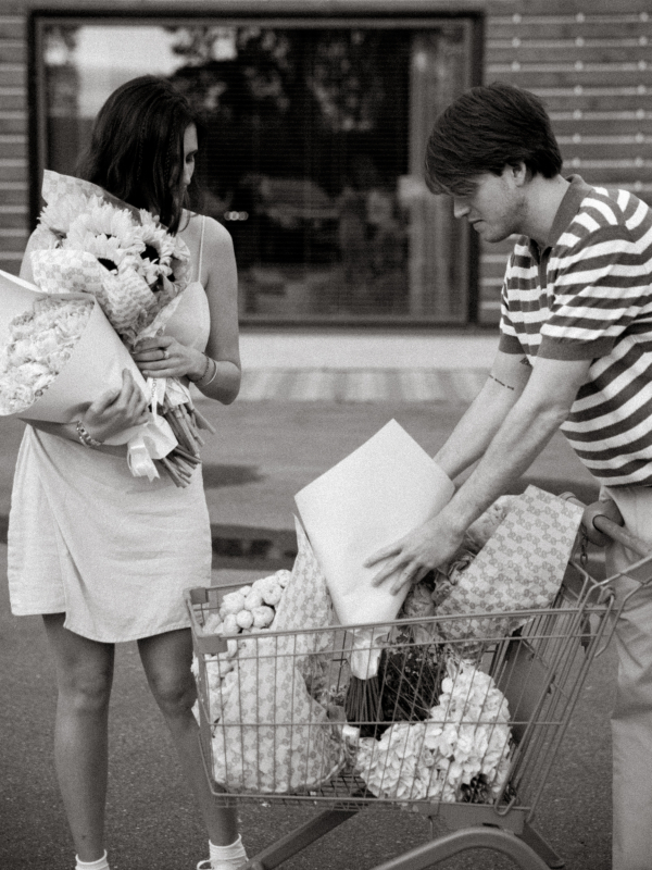 Love ON, World OFF