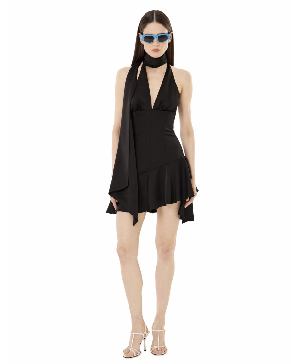 Dress code: total black. Собираем образы для