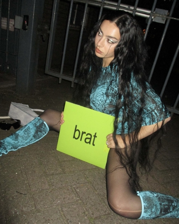 Brat — главное слово 2024 года. Что