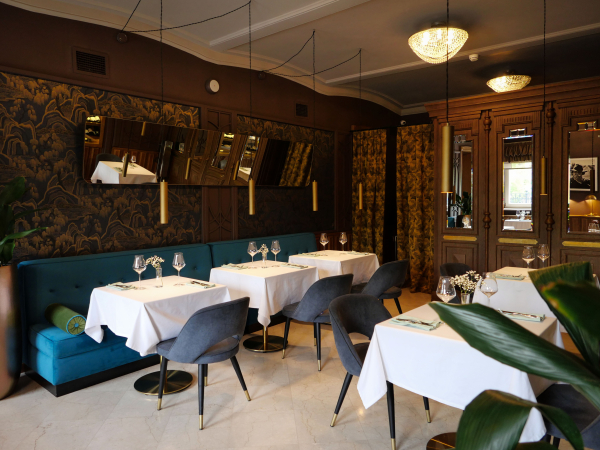 Площадки 12 Grand Cafe