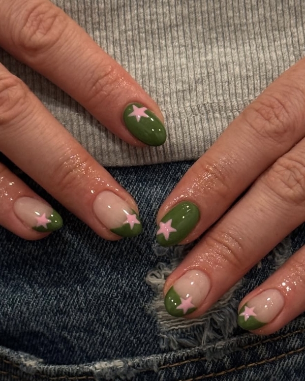 Хром, princess nails и клетчатый. Какой маникюр