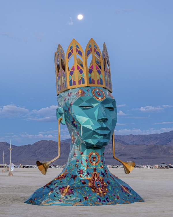 Как выглядели самые впечатляющие арт-объекты Burning Man